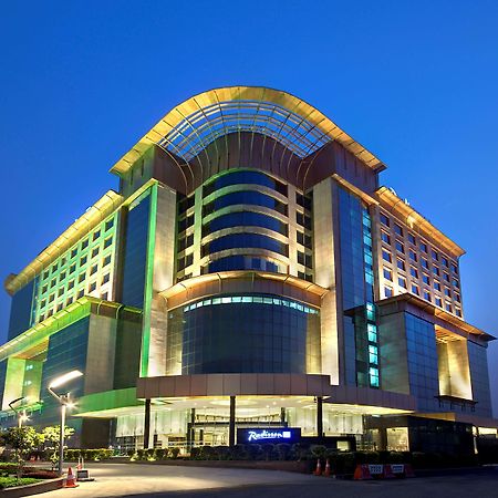 Готель Radisson Blu Kaushambi Delhi Ncr Ґазіабад Екстер'єр фото