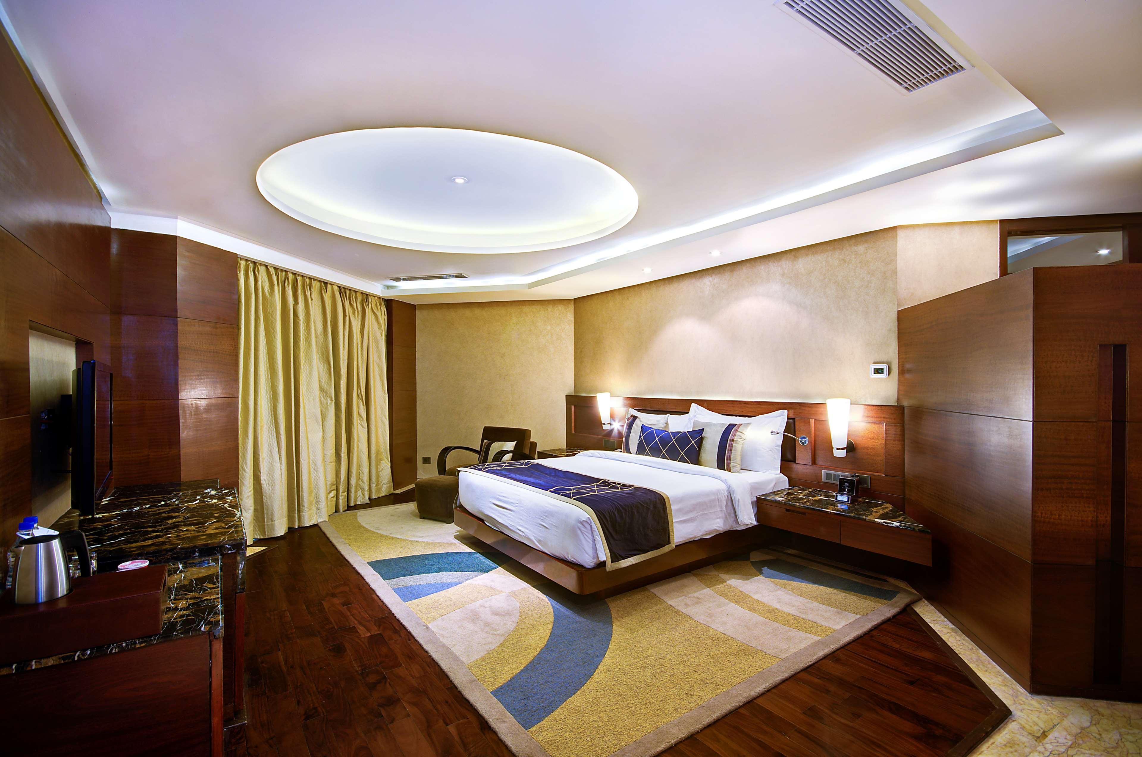 Готель Radisson Blu Kaushambi Delhi Ncr Ґазіабад Екстер'єр фото