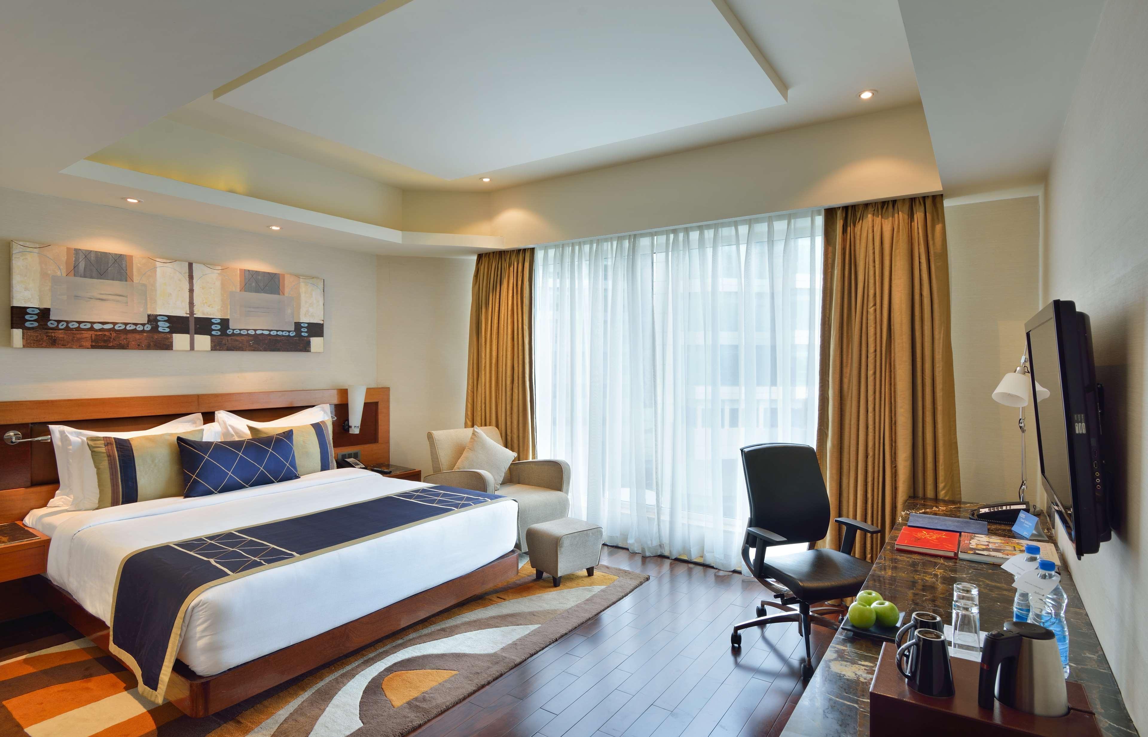 Готель Radisson Blu Kaushambi Delhi Ncr Ґазіабад Екстер'єр фото
