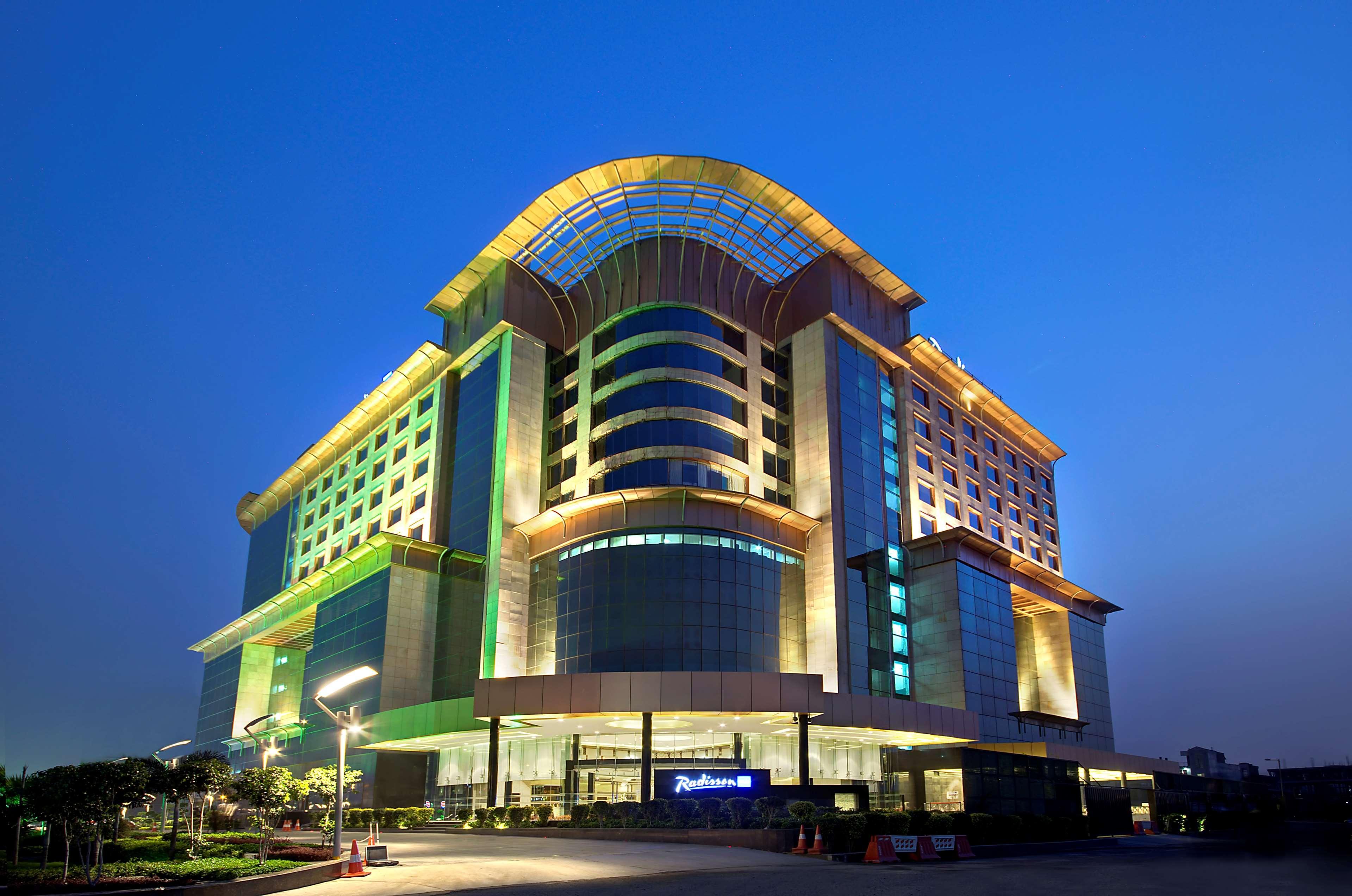 Готель Radisson Blu Kaushambi Delhi Ncr Ґазіабад Екстер'єр фото